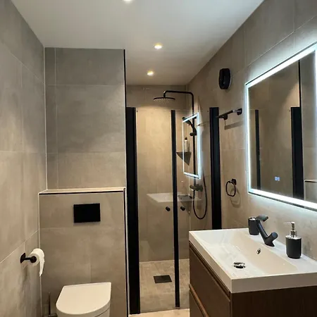 Modern With Free Parking * Askim